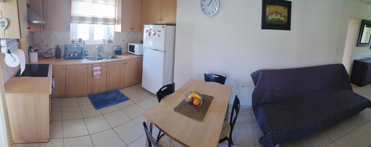 Holiday & Business Furnished Apartments ミティカス エクステリア 写真