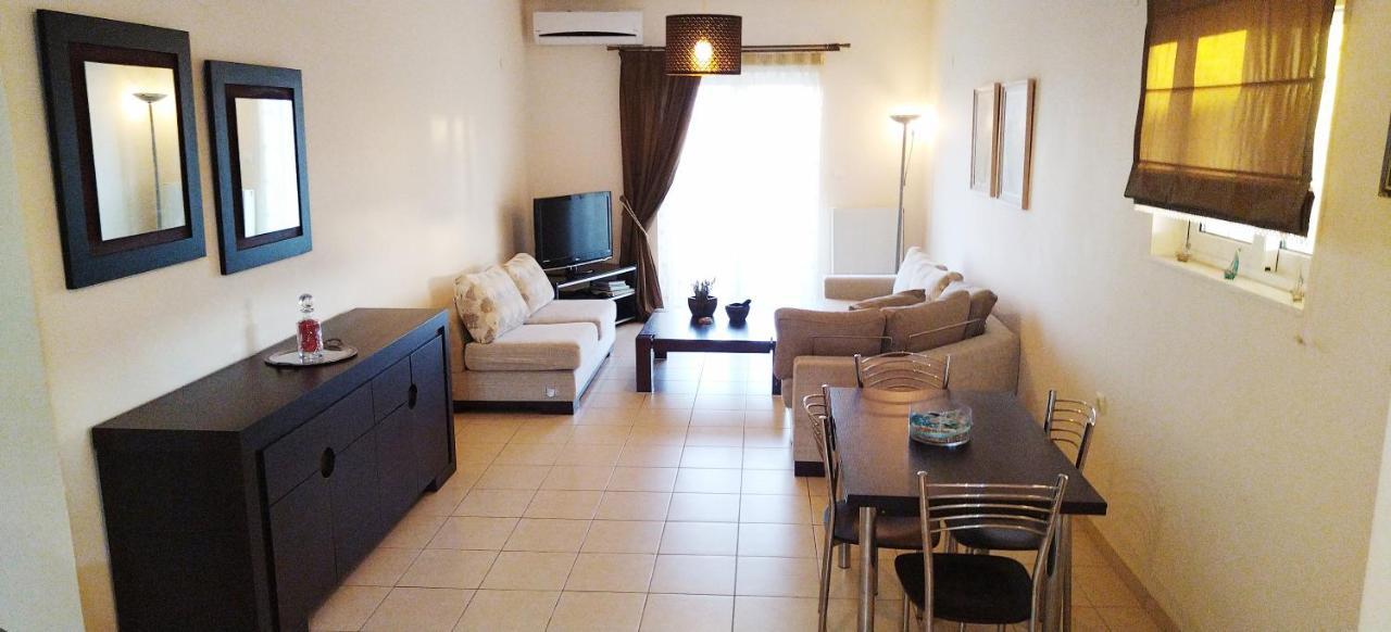 Holiday & Business Furnished Apartments ミティカス エクステリア 写真