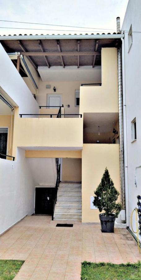 Holiday & Business Furnished Apartments ミティカス エクステリア 写真