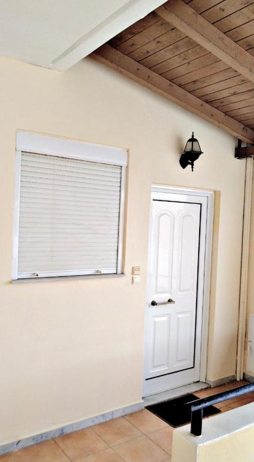 Holiday & Business Furnished Apartments ミティカス エクステリア 写真