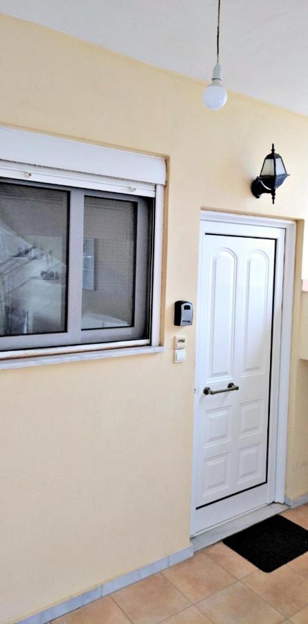 Holiday & Business Furnished Apartments ミティカス エクステリア 写真